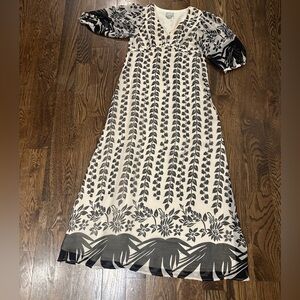 Maeve Dress Size 2 Petite MAXI Short Sleeve Black White Floral